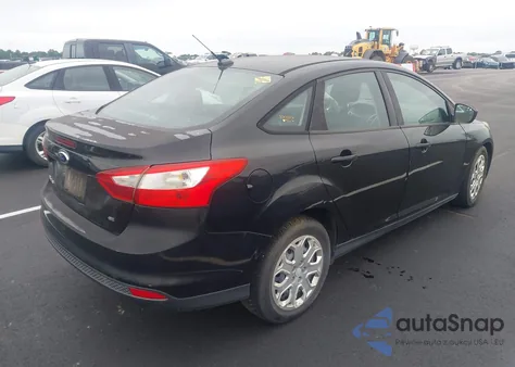 2012 Ford Focus Se z USA, uszkodzony, nr VIN 1FAHP3F27CL162483